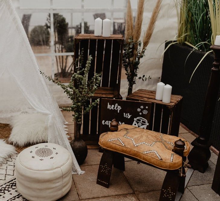 Mini tipi at boho wedding