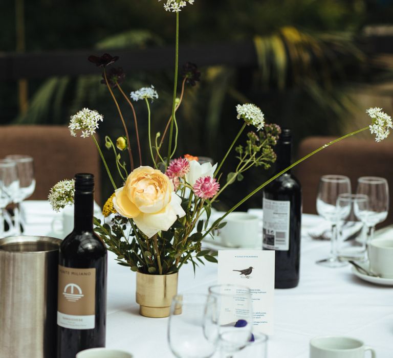 Minimalist Wedding Flower Centrepiece Decor