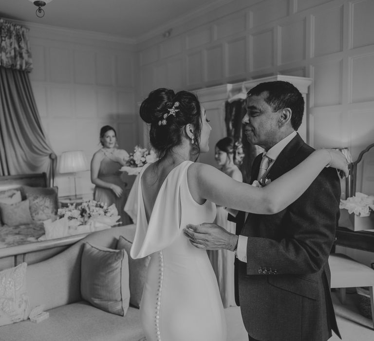 Father of The Bride Seeing His Daughter For the First Time