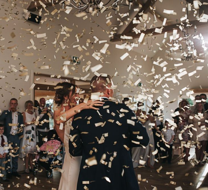 Confetti Cannons For Couples First Dance