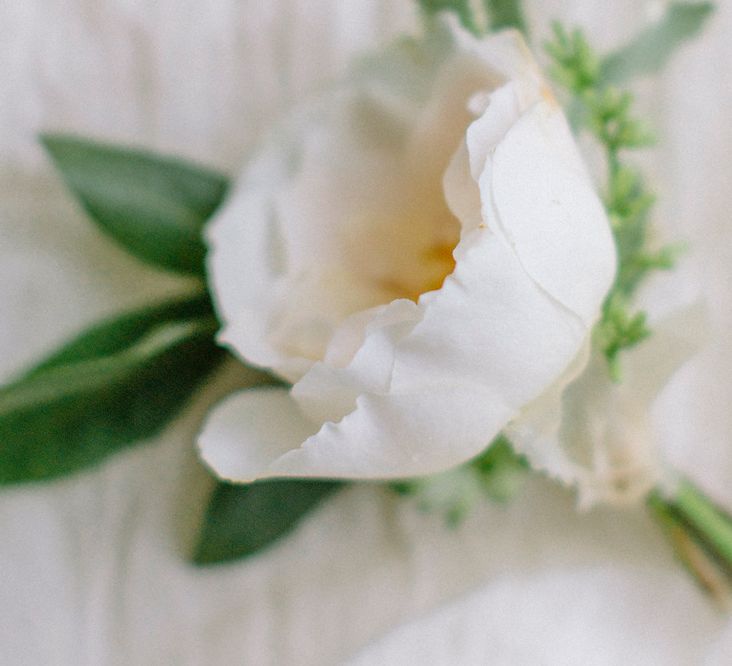 White Buttonhole | Spring Wedding Colours for 2019 | Pure &amp; Simple White &amp; Green Spring Wedding Inspiration by The Good Florist | Megan Laura Photography