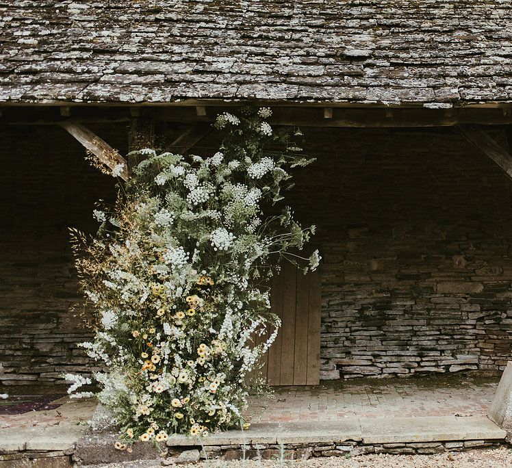 Broadfield Court Romantic Wedding Venue Styled By Kate Cullen Fine Art Bridal Style Images By Georgina Harrison Photography