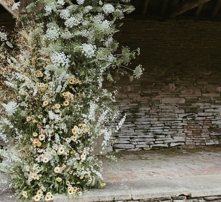 Broadfield Court Romantic Wedding Venue Styled By Kate Cullen Fine Art Bridal Style Images By Georgina Harrison Photography