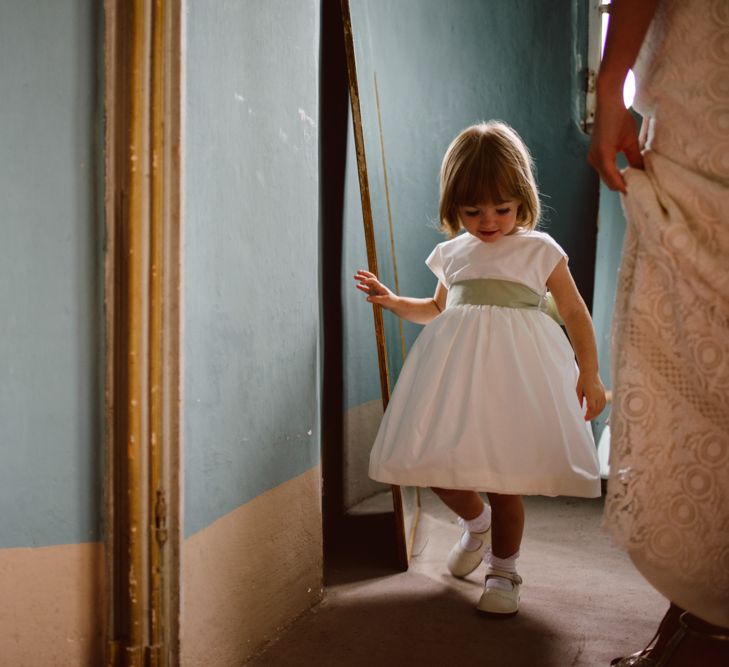 Adorable Flower Girl | Green &amp; White Bohemian Wedding in the Rain at Castello di San Sebastiano da Po, Italy | Margherita Calati Photography | Second Shooter Carlo Vittorio