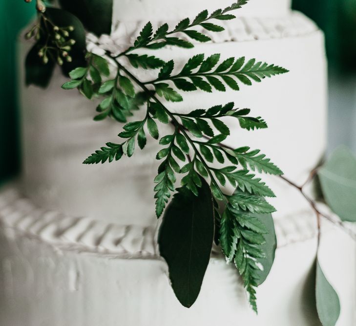 Foliage wedding cake decor