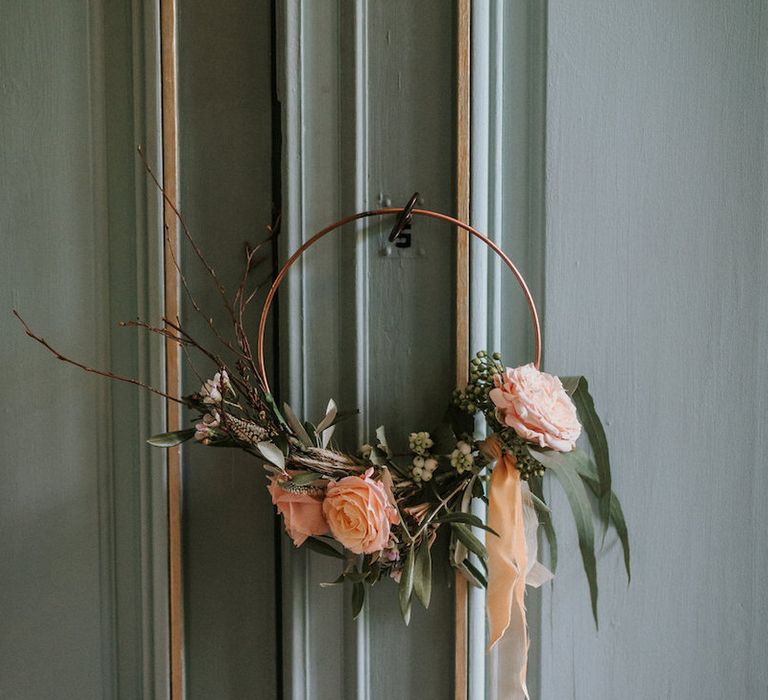 Wedding Hoop Bouquet Image by Alice Cunliffe Photography