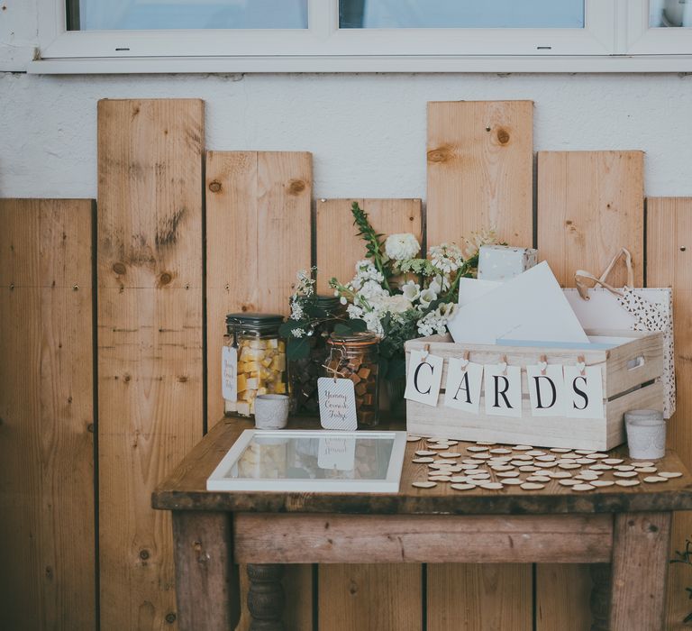 Wedding Decor Card Box // Image By Ross Talling Photography