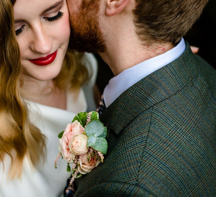 Bold lip bridal make-up