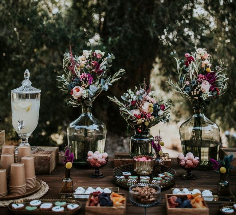 Pink flower wedding decor