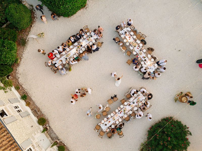 €2,000 off mid-week September weddings in 2026