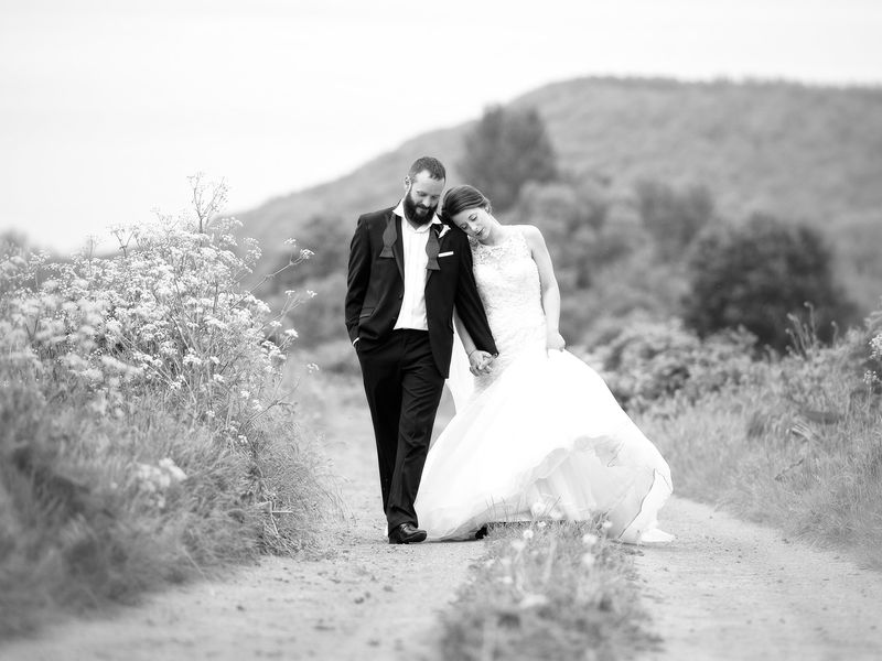 £200 Weekday Wedding saving