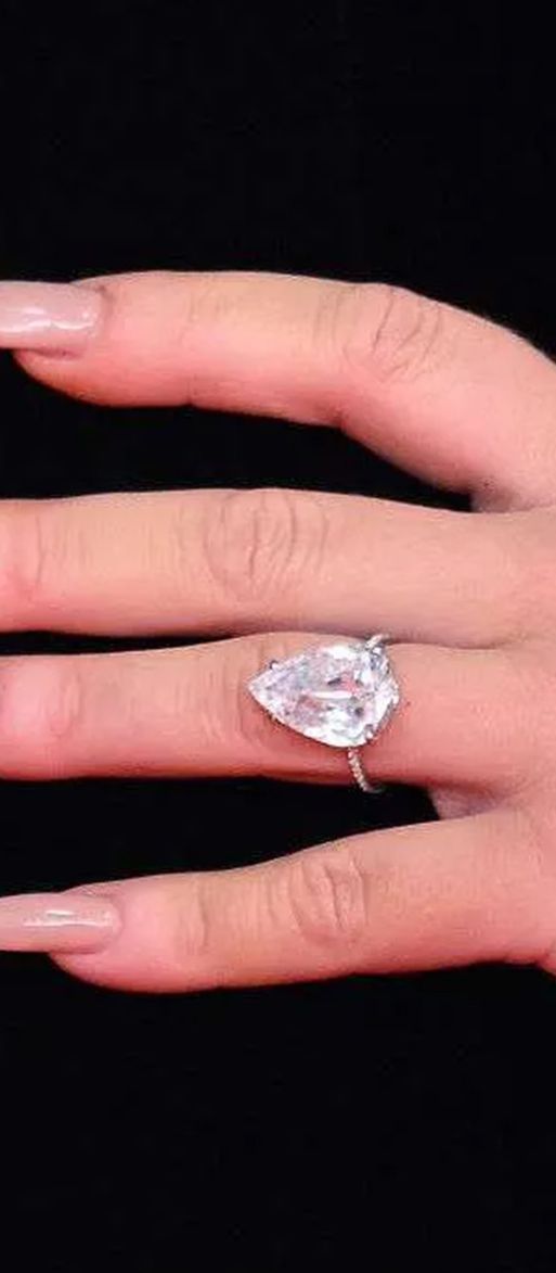 adele-engagement-ring