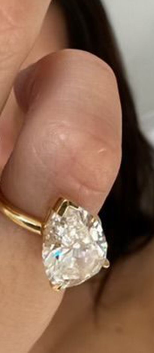 em-rata-divorce-ring