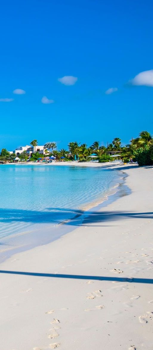 Turks & Caicos tropical beach for Caribbean honeymoon destination