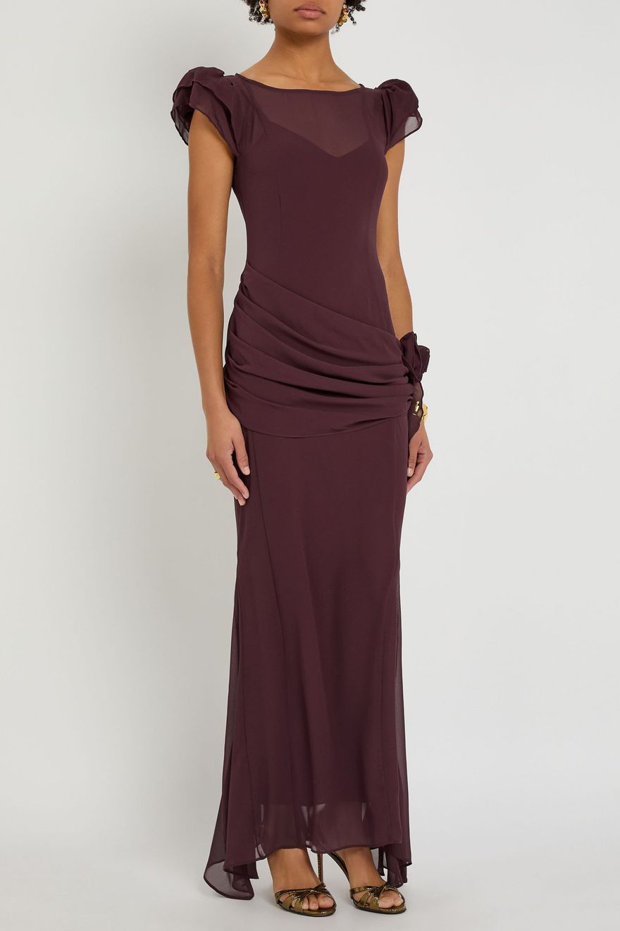 Burgundy Wedding Guest Outfits: 26 Stylish Winter Looks Burgundy Wedding Guest Outfits: 26 Stylish Winter Looks