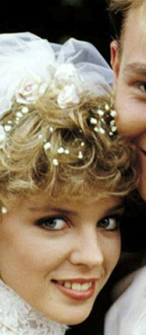 Scott and Charlene Wedding Neighbours