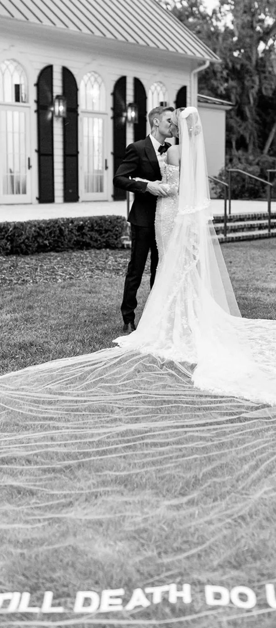 Hailey Bieber's Wedding Veil