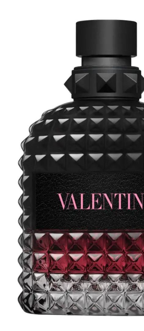 Valentino Born In Roma Uomo Intense Eau de Parfum bottle – black rockstud design with pink label, bold ambery fougère groom fragrance